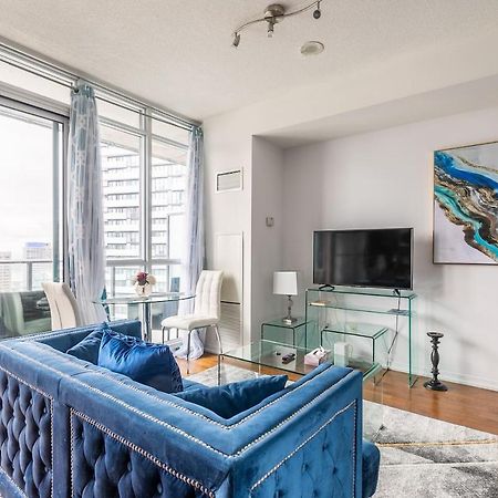 Gorgeous 1Br W/Parking Across The Scotiabank Arena Apartment Toronto Exterior photo